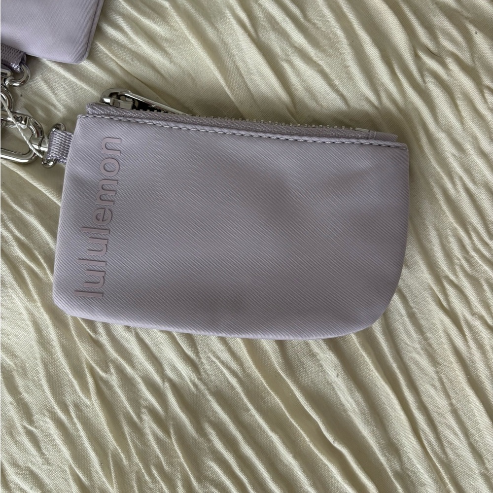 BRAND NEW WITH TAGS Lululemon Lavender Dual Pouch Wristlet - Picture 2 of 6